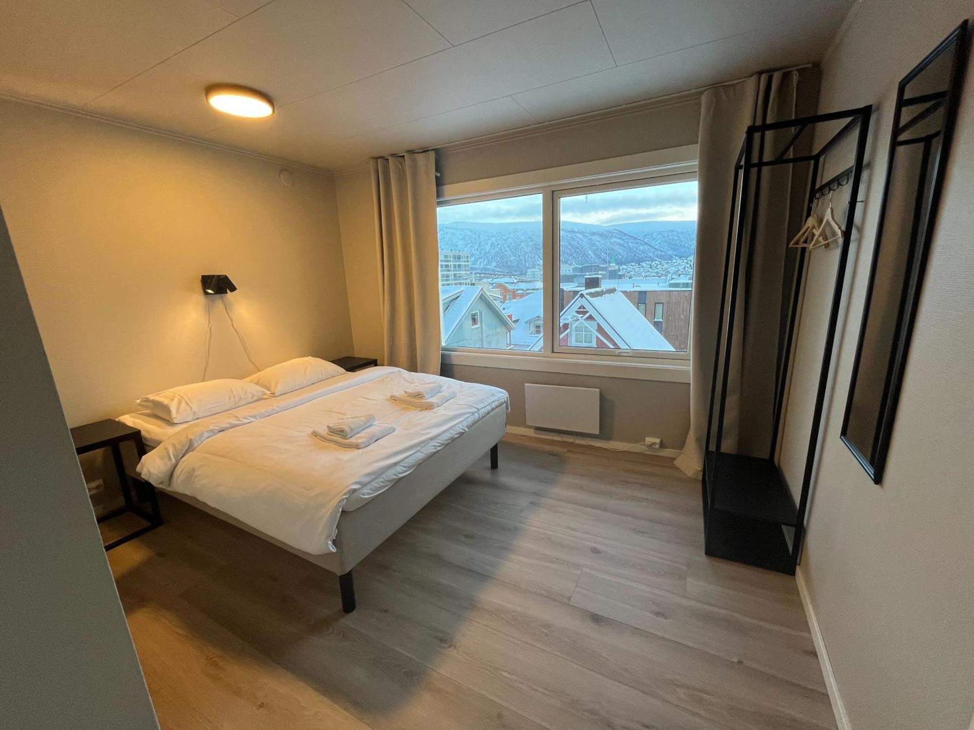 Enter Backpack Apartments Tromso Ngoại thất bức ảnh