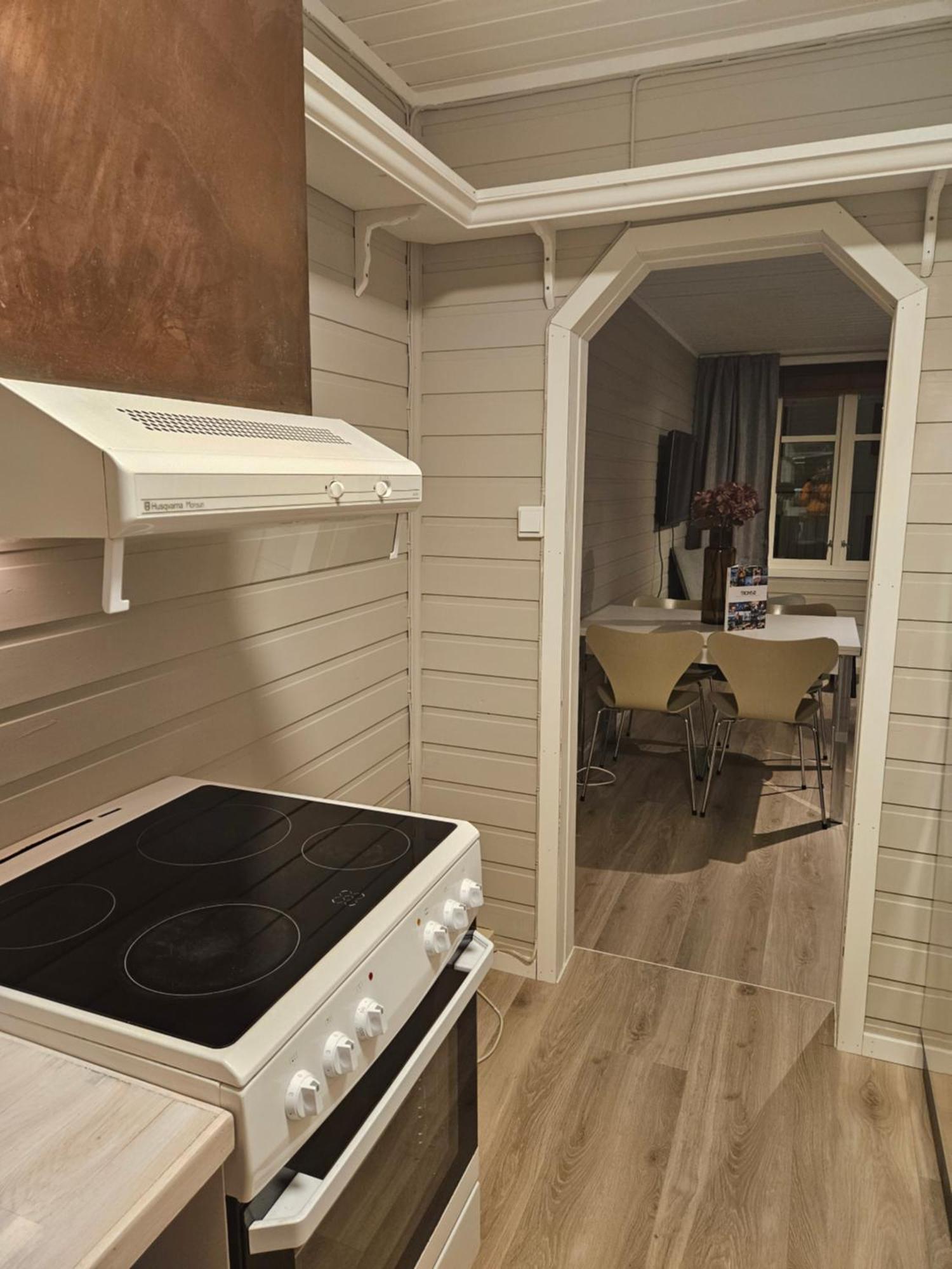 Enter Backpack Apartments Tromso Ngoại thất bức ảnh